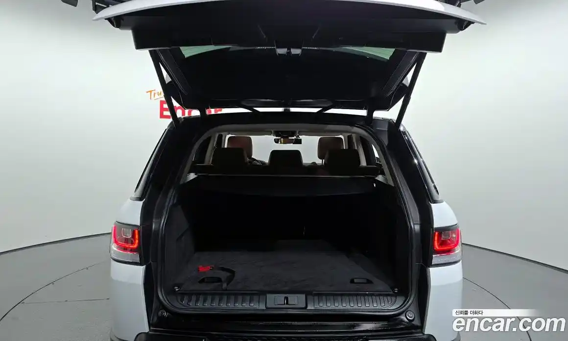 Land Rover Range-Rover Sport 2017 3.0 Автомат в Москве № 166503, фото 20