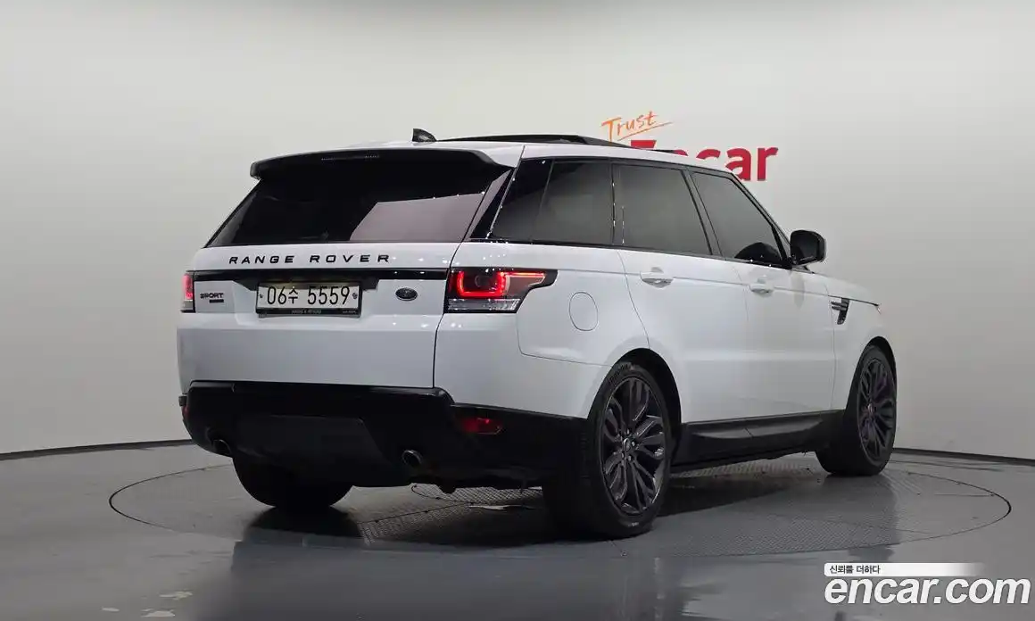 Land Rover Range-Rover Sport 2017 3.0 Автомат в Москве № 166503, фото 2