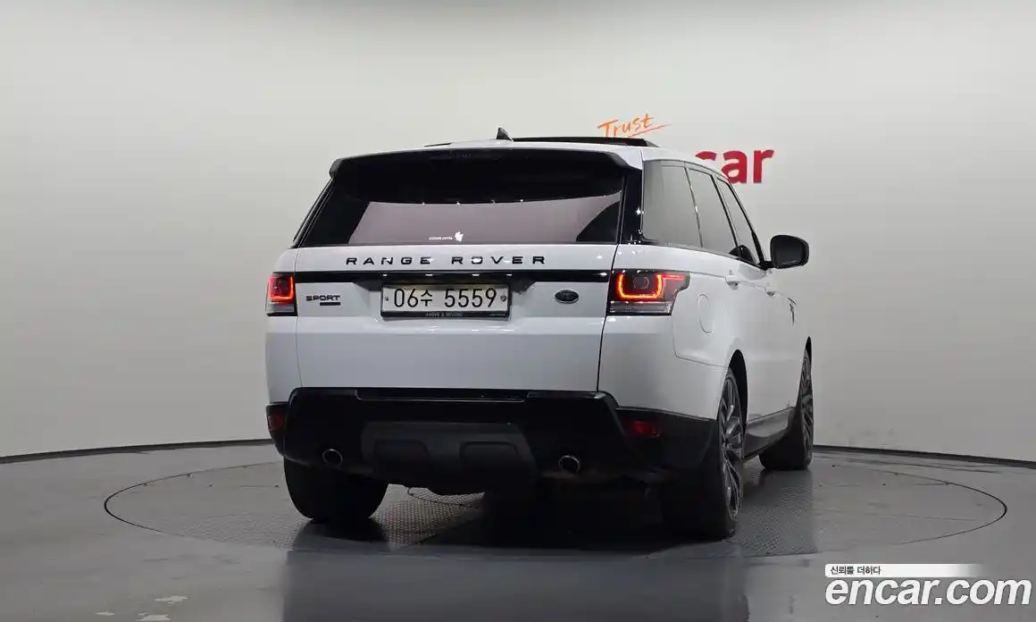 Land Rover Range-Rover Sport 2017 3.0 Автомат в Москве № 166503, фото 4