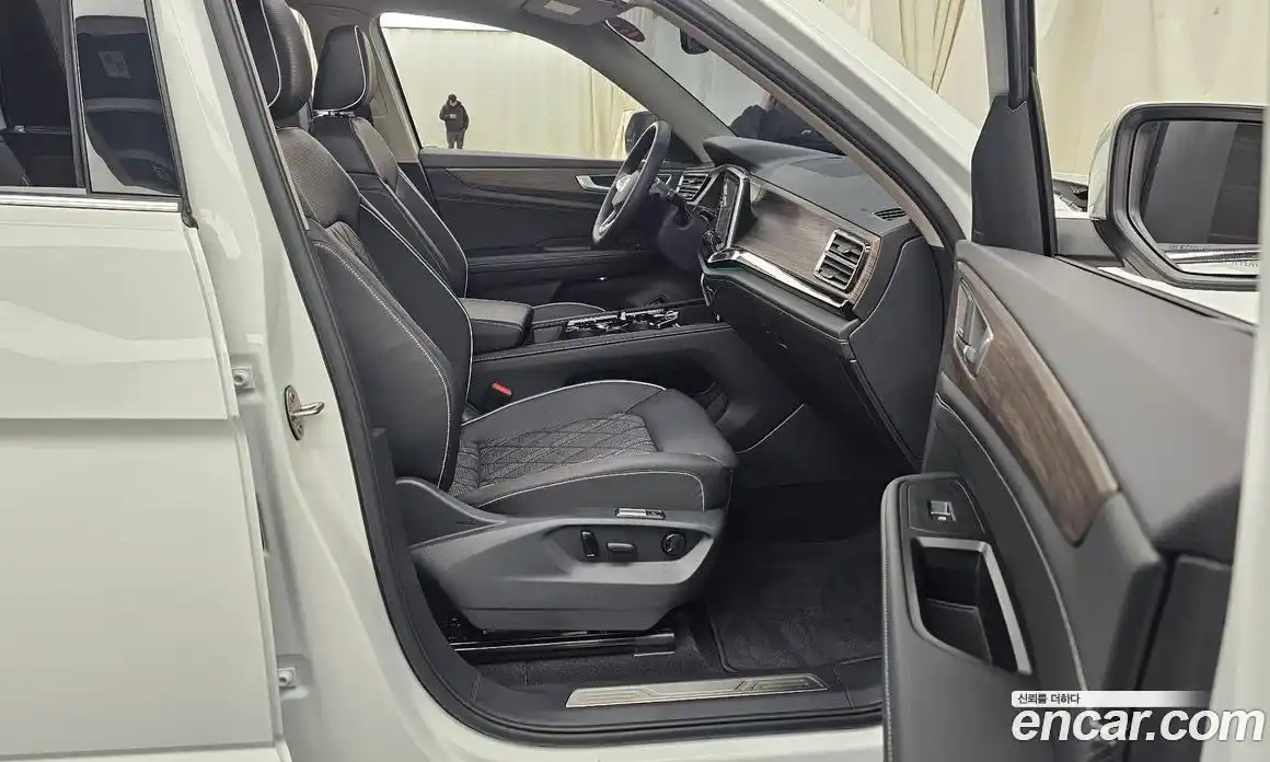 Volkswagen Atlas 2025 2.0 Автомат в Москве № 168363, фото 19