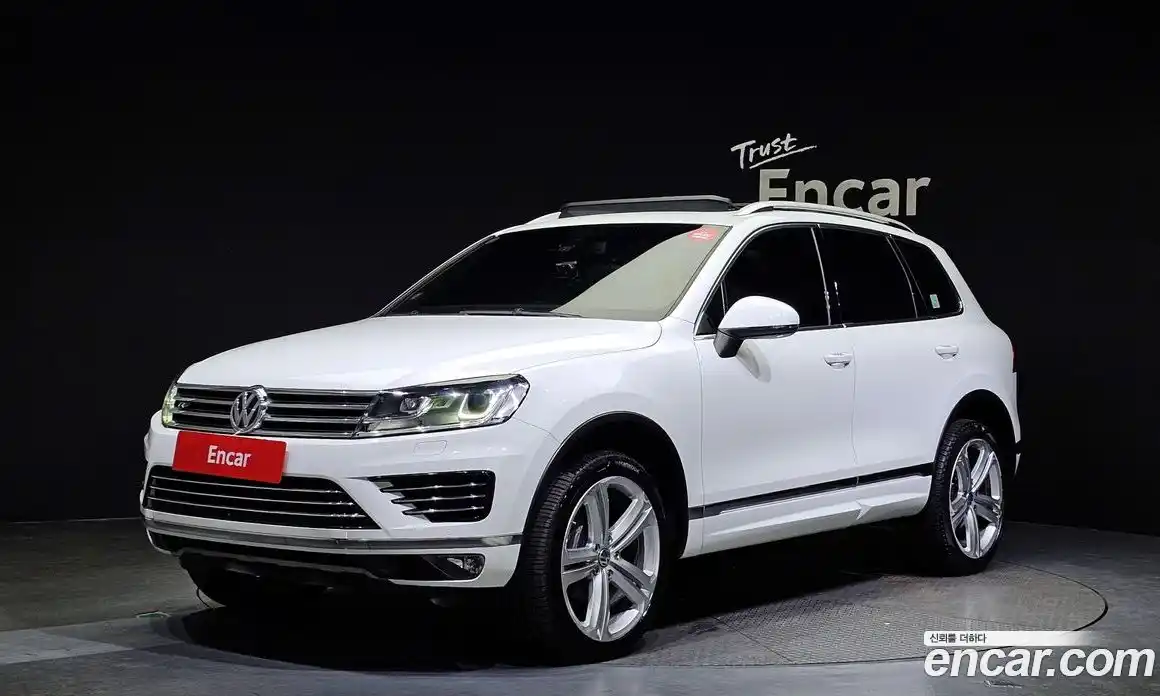 Volkswagen Touareg 2015 3.0 Автомат в Москве № 168821, фото 4