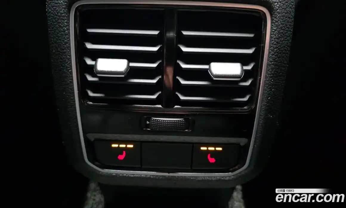 Volkswagen Passat 2018 2.0 Автомат в Москве № 168933, фото 13