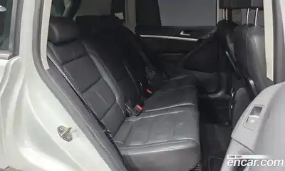 Volkswagen Tiguan 2014 2.0 Автомат в Москве № 169120, миниатюра 12