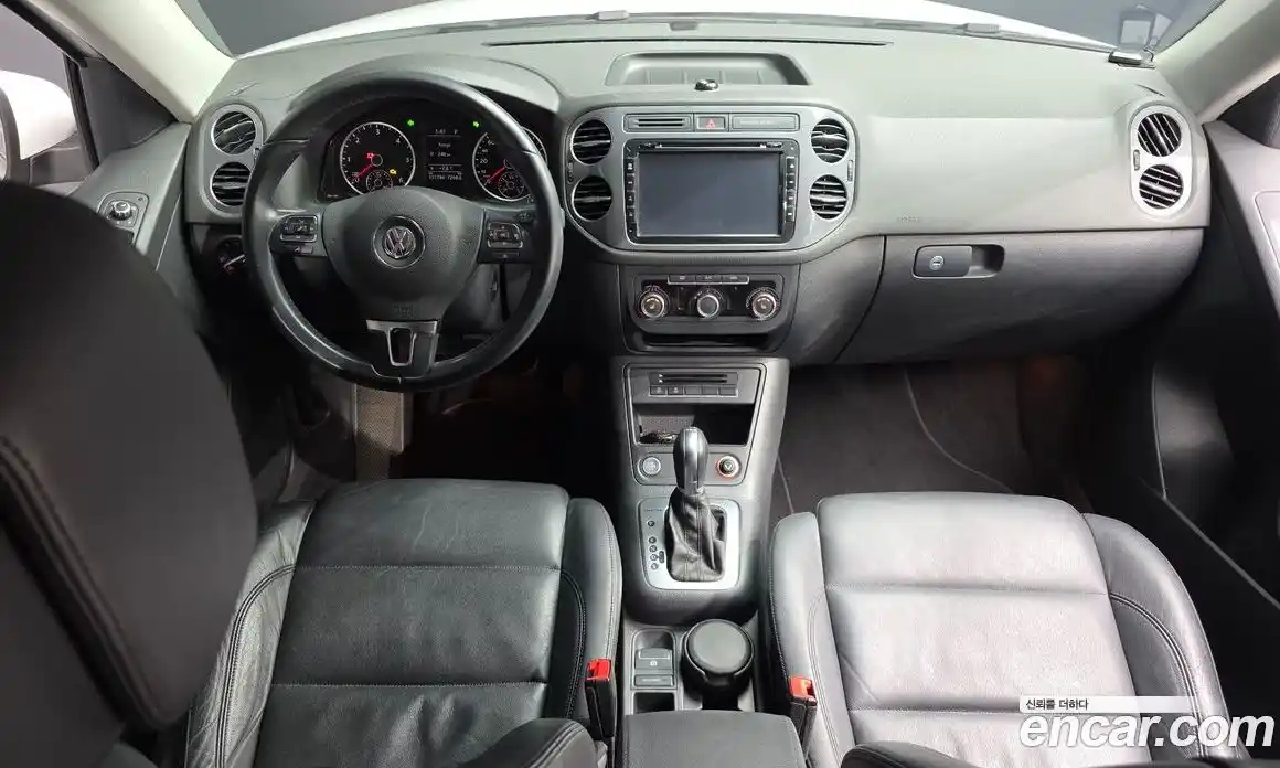 Volkswagen Tiguan 2014 2.0 Автомат в Москве № 169120, фото 7