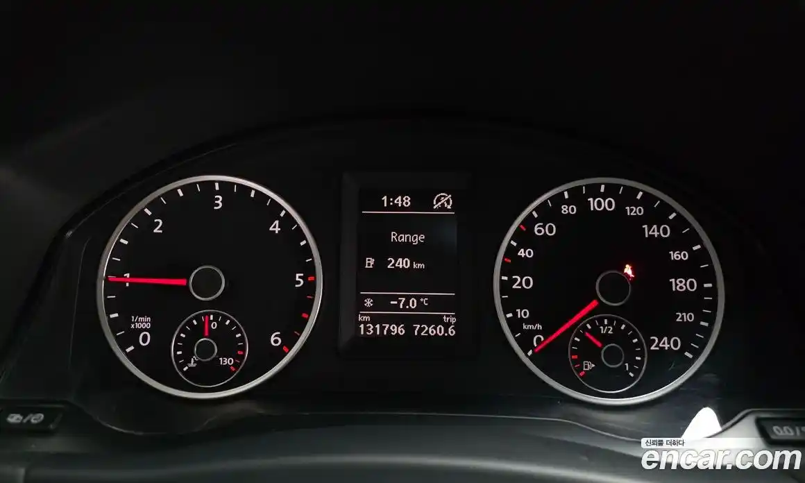 Volkswagen Tiguan 2014 2.0 Автомат в Москве № 169120, фото 8