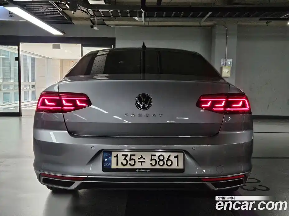 Volkswagen Passat 2021 2.0 Автомат в Москве № 169203, фото 4