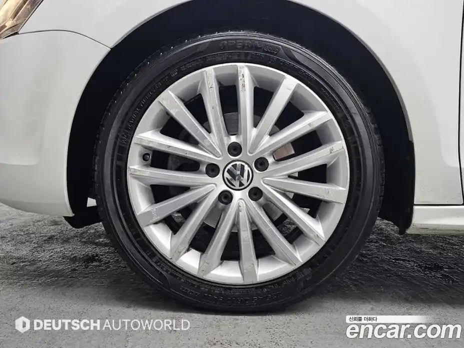 Volkswagen Jetta 2014 1.6 Автомат в Москве № 169307, фото 5