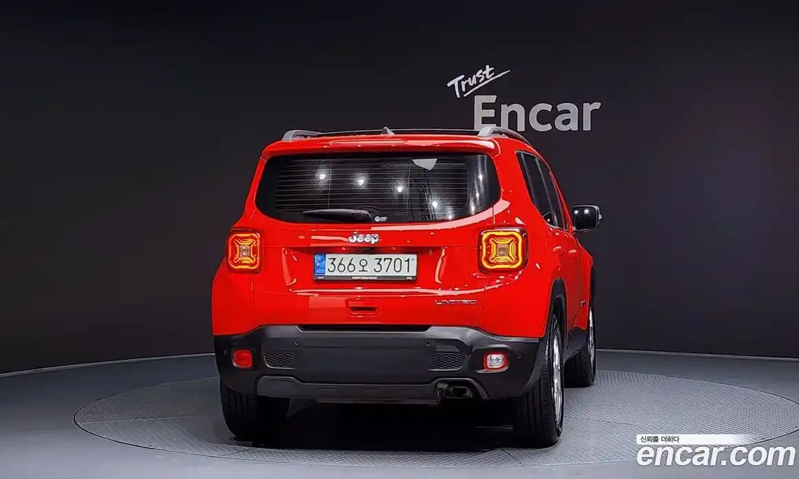 Jeep Renegade 2021 2.4 Автомат в Москве № 169655, фото 10