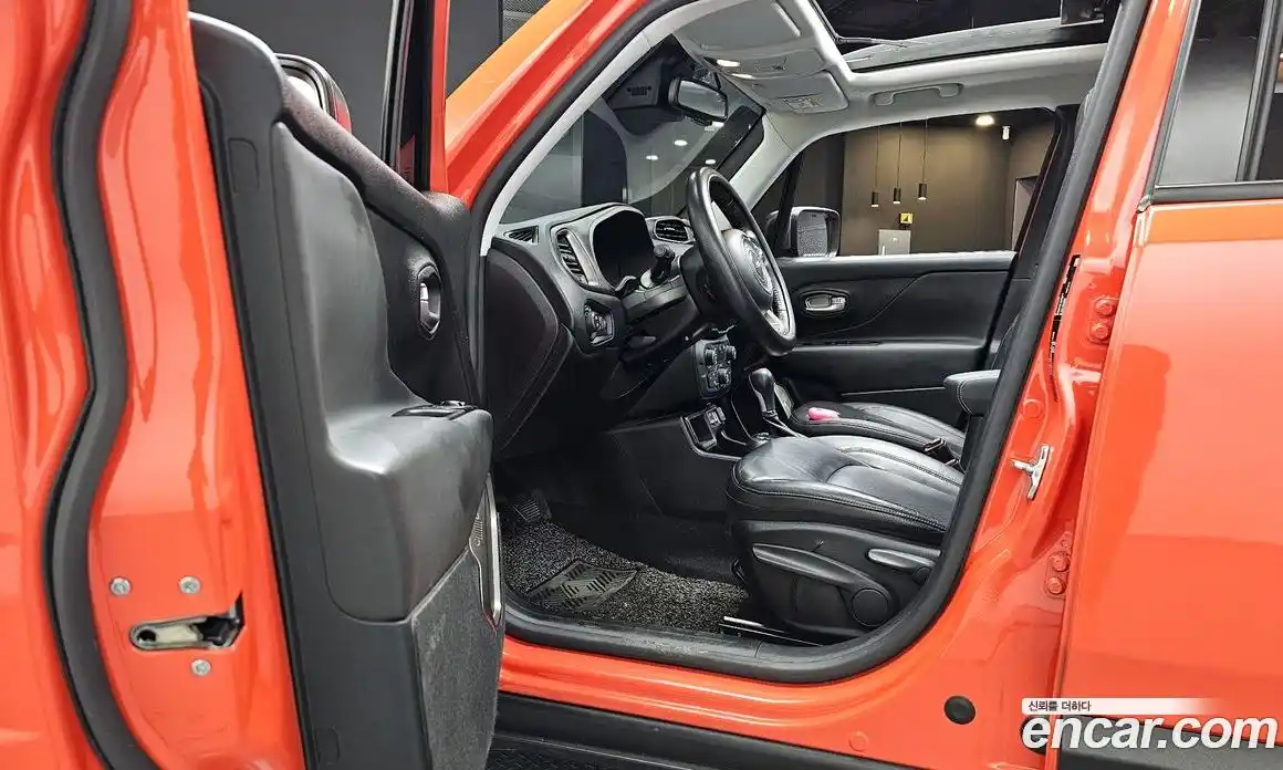 Jeep Renegade 2020 2.4 Автомат в Москве № 169710, фото 14
