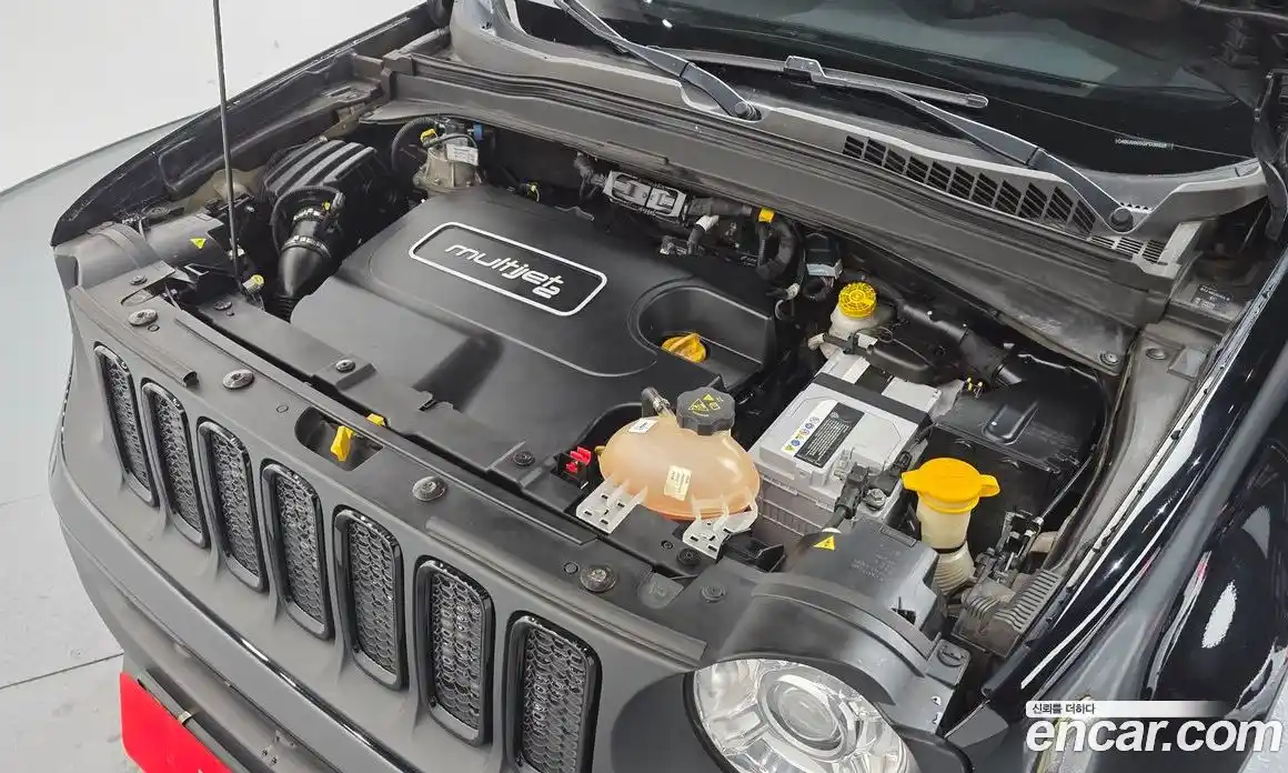 Jeep Renegade 2016 2.0 Автомат в Москве № 169891, фото 5