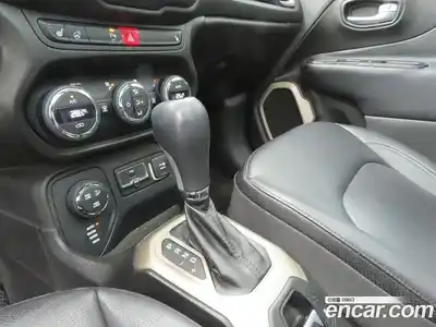 Jeep Renegade 2015 2.0 Автомат в Москве № 170039, миниатюра 11