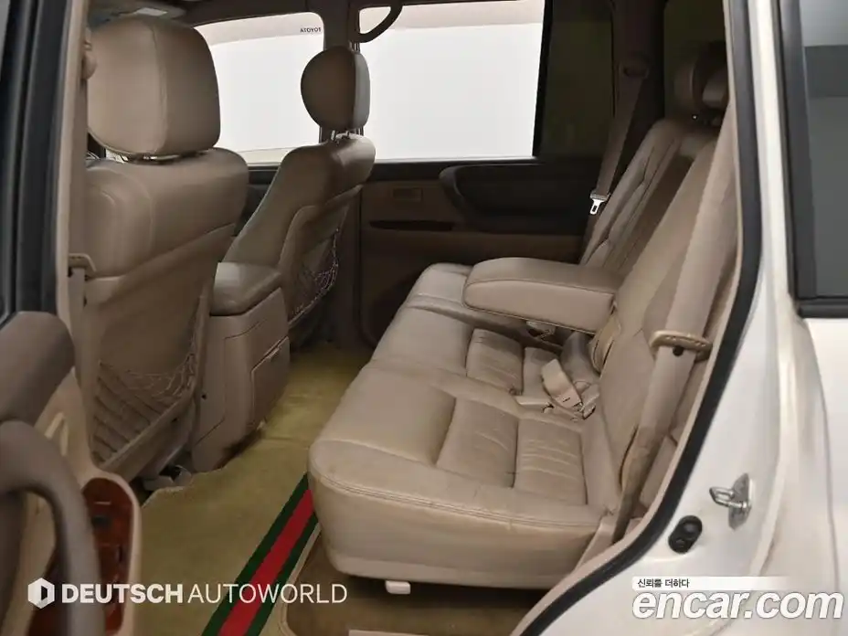 Toyota Land Cruiser 2000 4.7 Автомат в Москве № 170371, фото 12