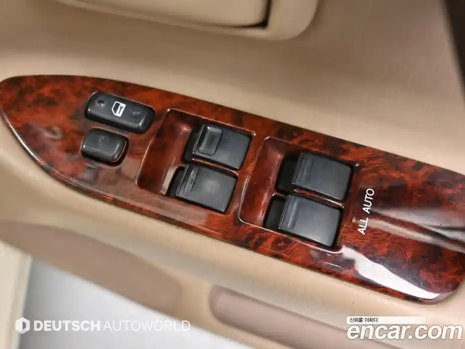 Toyota Land Cruiser 2000 4.7 Автомат в Москве № 170371, фото 15