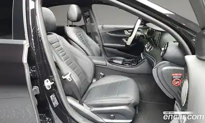 Mercedes-Benz E-Class 2023 2.0 Автомат в Москве № 179031, миниатюра 5