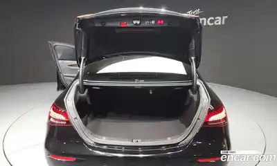 Mercedes-Benz E-Class 2023 2.0 Автомат в Москве № 179031, миниатюра 7