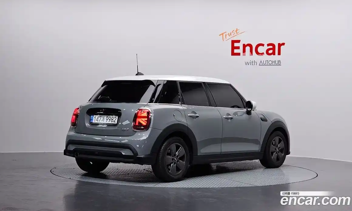 Mini Cooper 2023 1.5 Автомат в Москве № 182893, фото 14