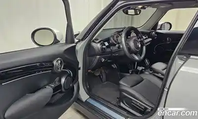 Mini Cooper 2023 1.5 Автомат в Москве № 182893, миниатюра 7