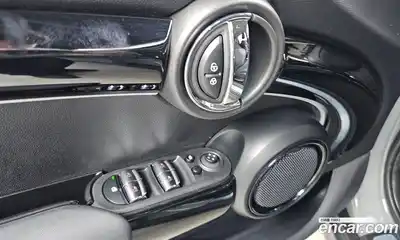 Mini Cooper 2023 1.5 Автомат в Москве № 182893, миниатюра 10