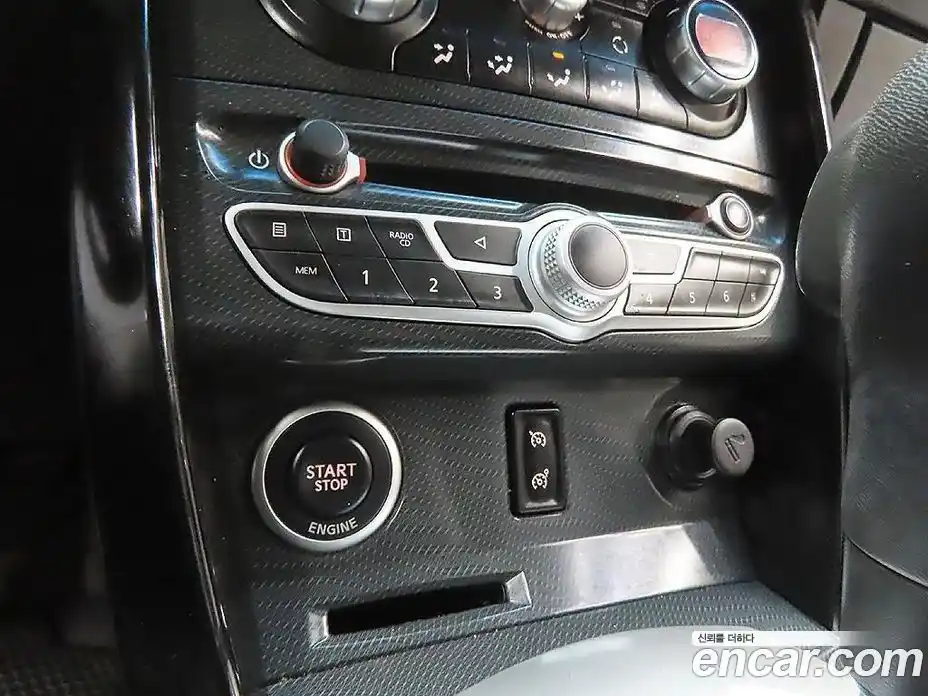 Renault QM5 2012 2.0 Автомат в Москве № 185541, фото 17