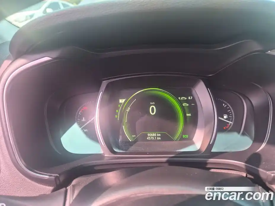 Renault QM6 2018 2.0 Автомат в Москве № 186059, фото 8