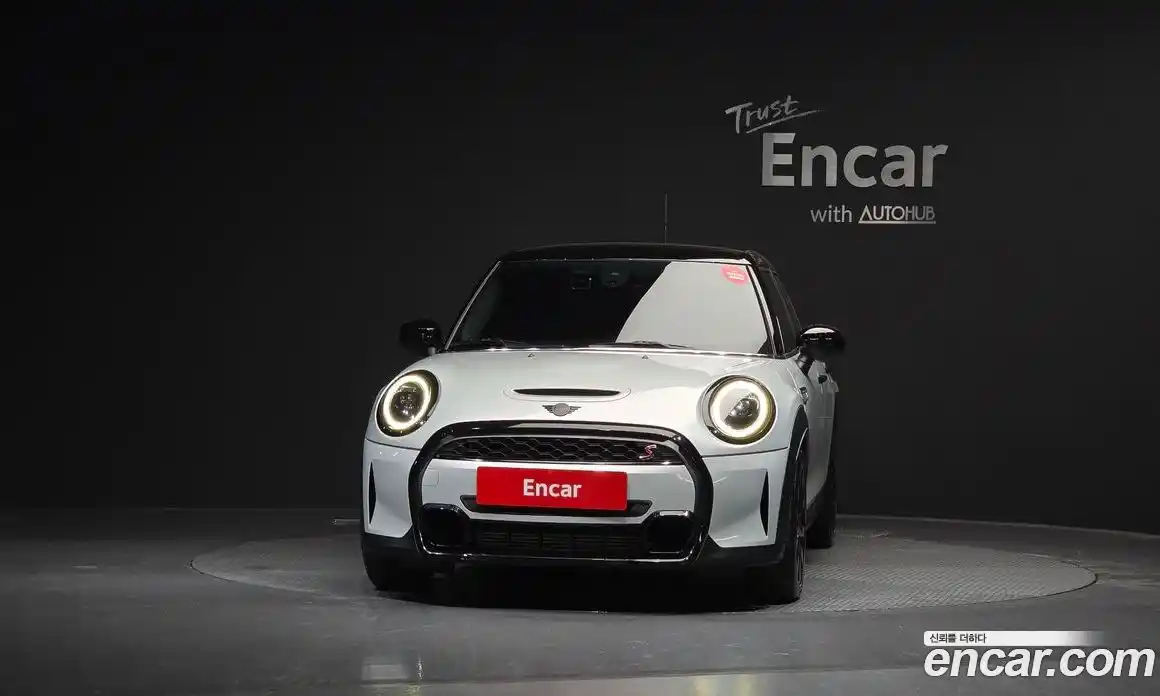 Mini Cooper 2022 2.0 Автомат в Москве № 188489, фото 4