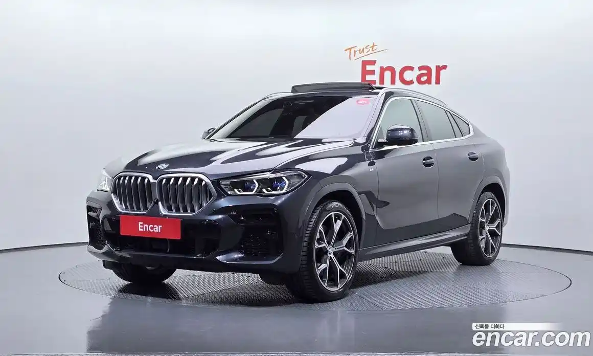 BMW X6 2022 3.0 Автомат в Москве № 188844, фото 2