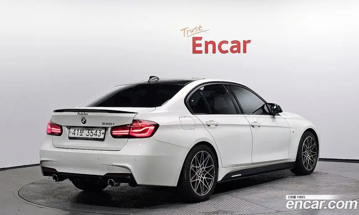 BMW 3-Series 2018 2.0 Автомат в Москве № 189252, фото 13