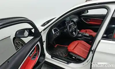 BMW 3-Series 2018 2.0 Автомат в Москве № 189252, миниатюра 4