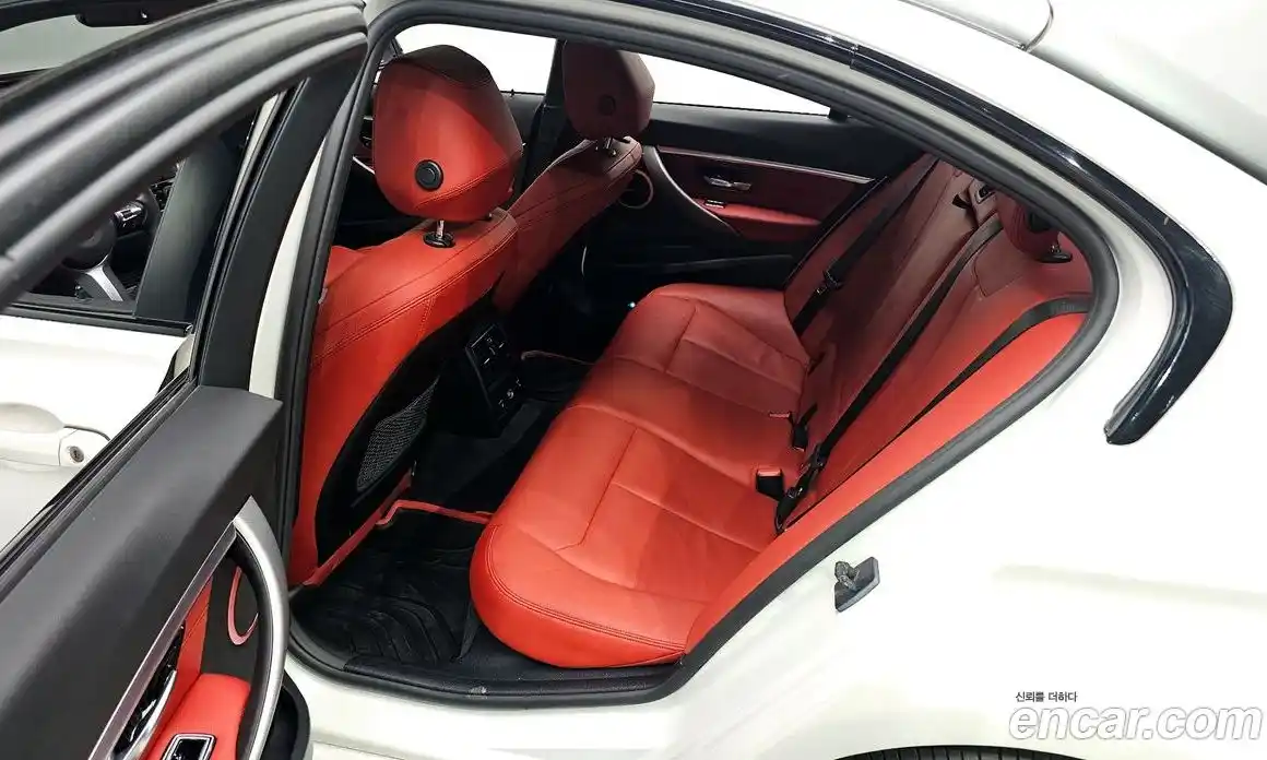 BMW 3-Series 2018 2.0 Автомат в Москве № 189252, фото 7