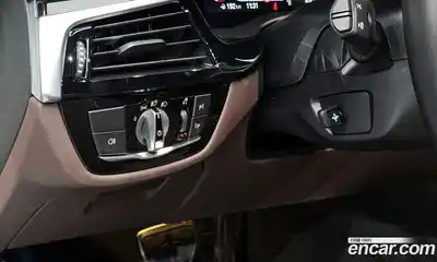 BMW 5-Series 2023 2.0 Автомат в Москве № 191805, миниатюра 9