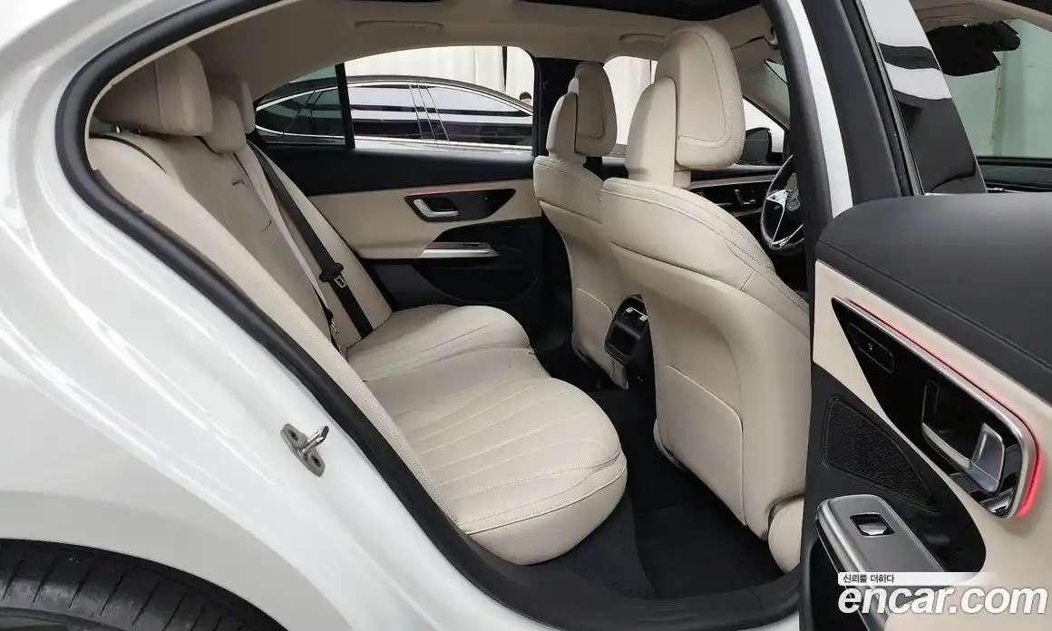 Mercedes-Benz E-Class 2025 2.0 Автомат в Москве № 193717, фото 12