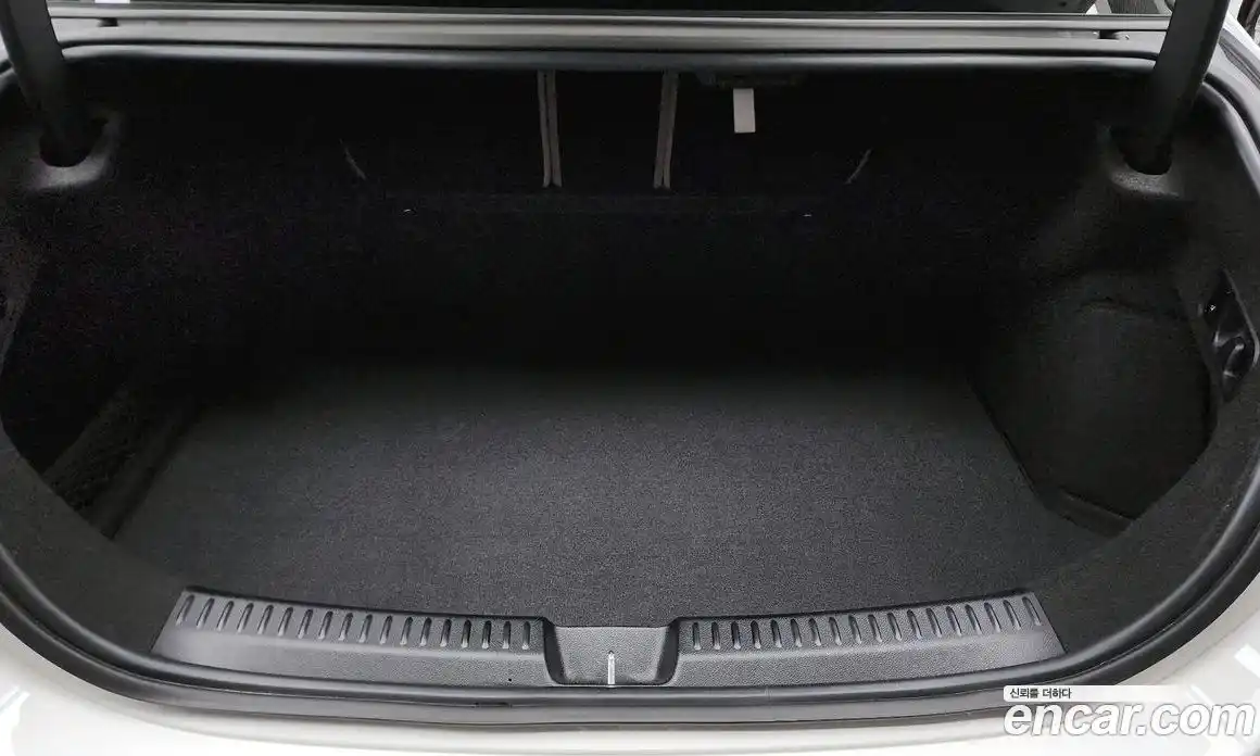 Mercedes-Benz E-Class 2025 2.0 Автомат в Москве № 193717, фото 20