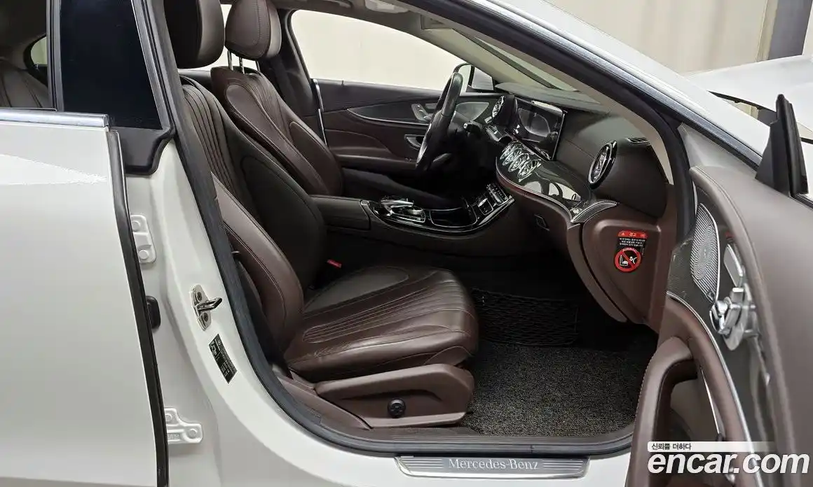 Mercedes-Benz CLS-Class 2020 1.9 Автомат в Москве № 194858, фото 18