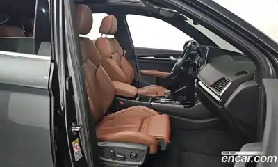 Audi Q5 2022 2.0 Автомат в Москве № 196220, миниатюра 8