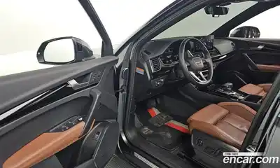 Audi Q5 2022 2.0 Автомат в Москве № 196220, миниатюра 9