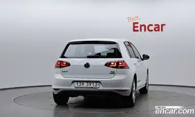 Volkswagen Golf 2014 1.6 Автомат в Москве № 198925, миниатюра 4