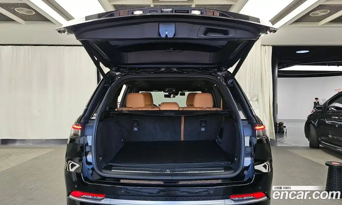 Jeep Cherokee 2023 2.0 Автомат в Москве № 199453, фото 18