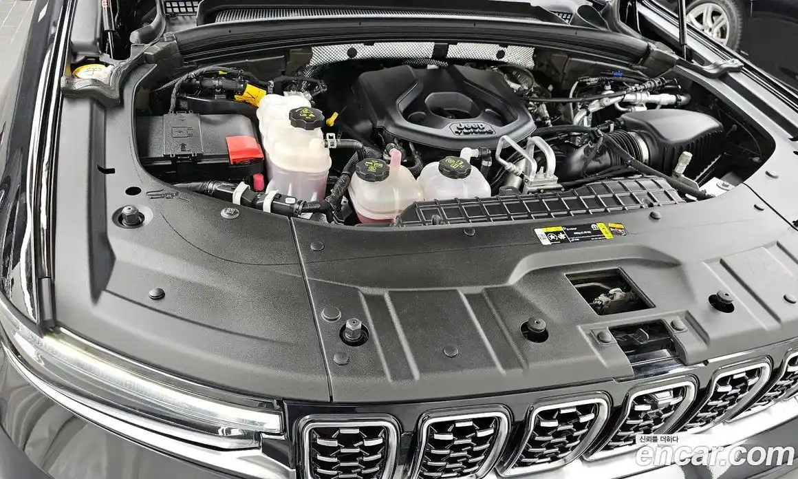 Jeep Cherokee 2023 2.0 Автомат в Москве № 199453, фото 9