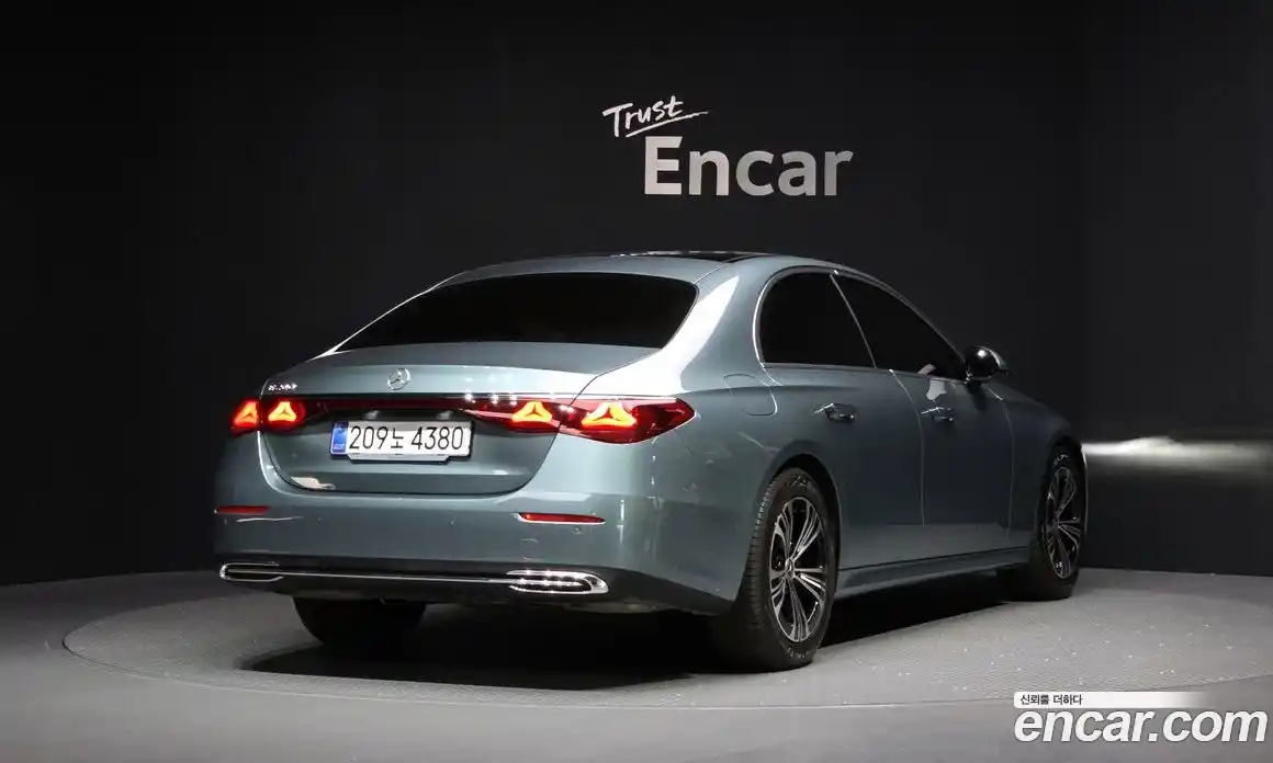 Mercedes-Benz E-Class 2025 2.0 Автомат в Москве № 201908, фото 18