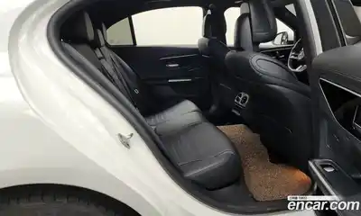 Mercedes-Benz C-Class 2022 2.0 Автомат в Москве № 203773, миниатюра 7