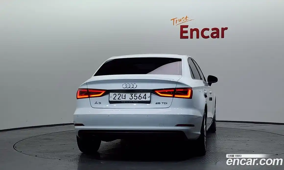 Audi A3 2015 1.6 Автомат в Москве № 205914, фото 13