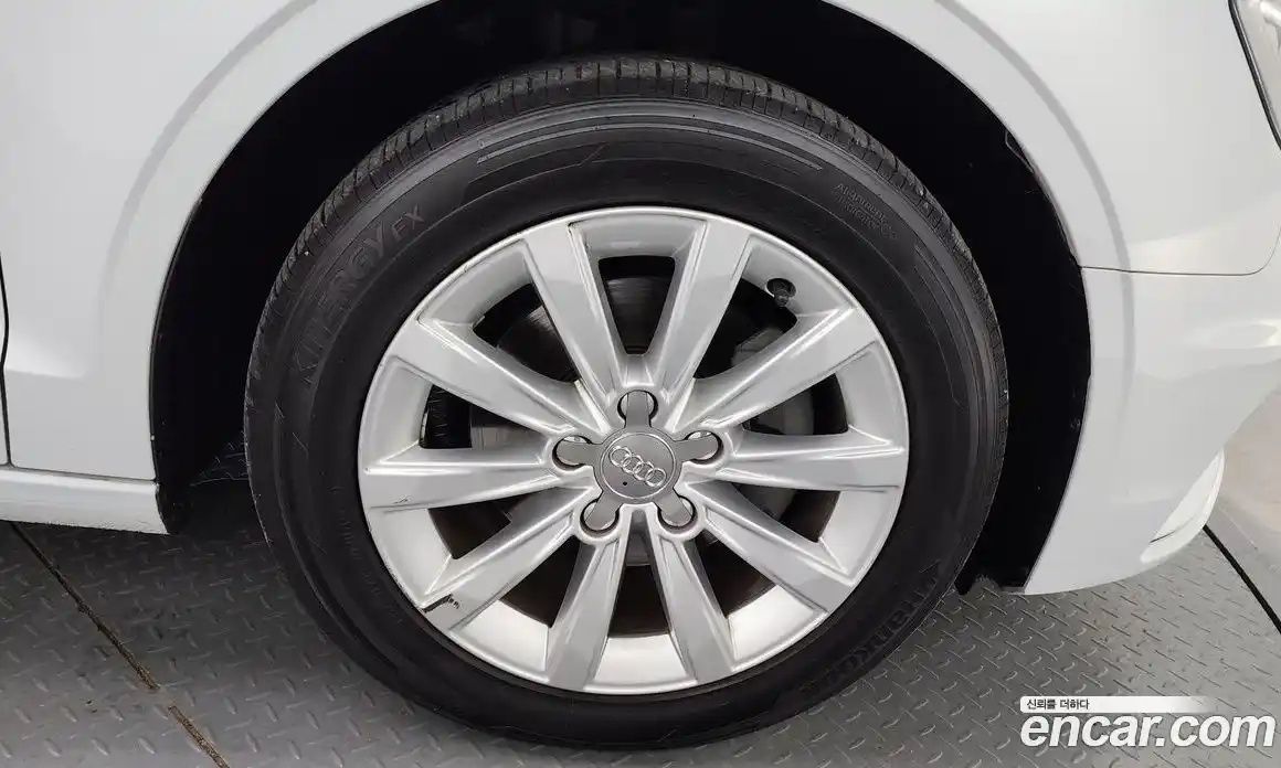 Audi A3 2015 1.6 Автомат в Москве № 205914, фото 6