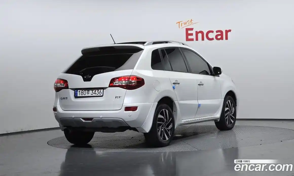 Renault QM5 2015 2.0 Автомат в Москве № 206108, фото 16