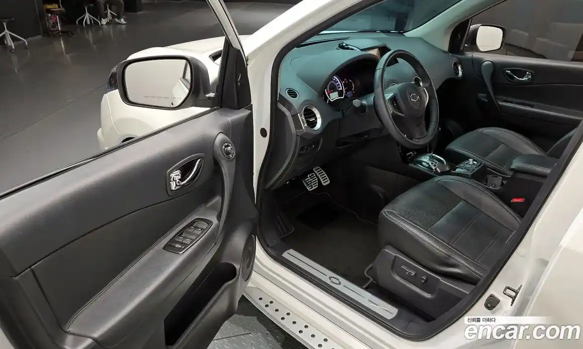 Renault QM5 2015 2.0 Автомат в Москве № 206108, фото 17