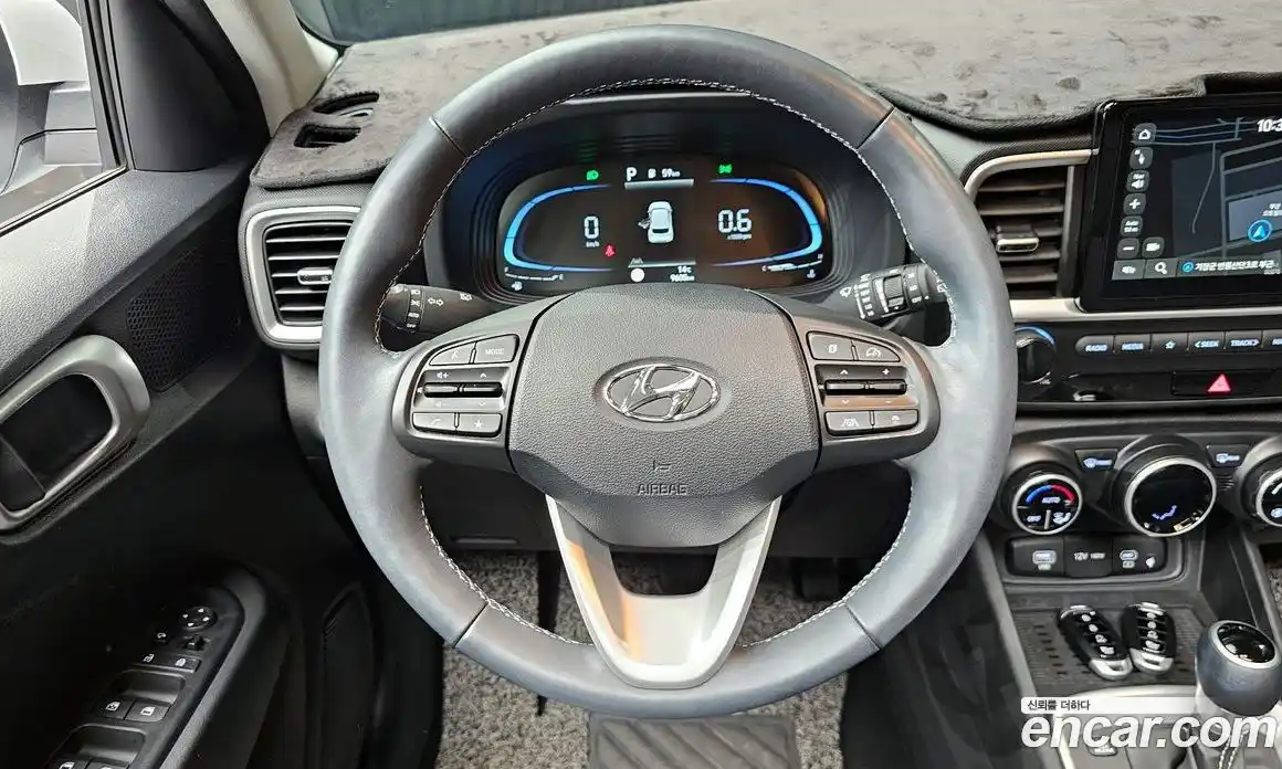 Hyundai Venue 2023 1.6 Автомат в Москве № 209449, фото 14