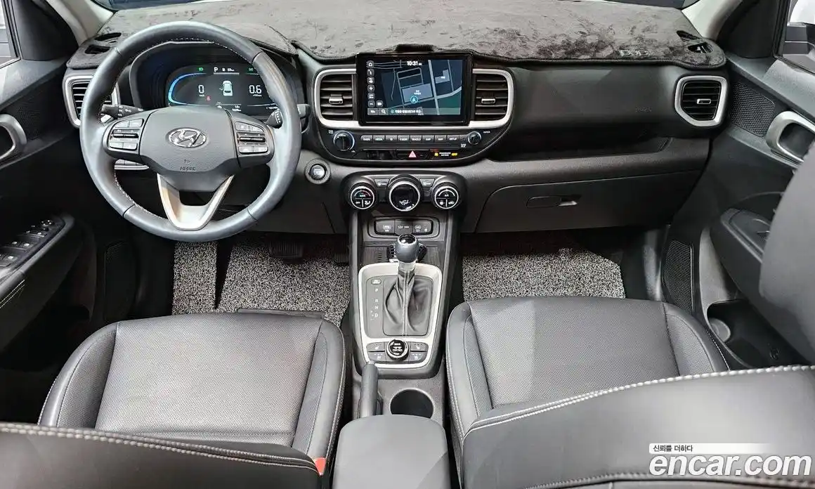 Hyundai Venue 2023 1.6 Автомат в Москве № 209449, фото 8