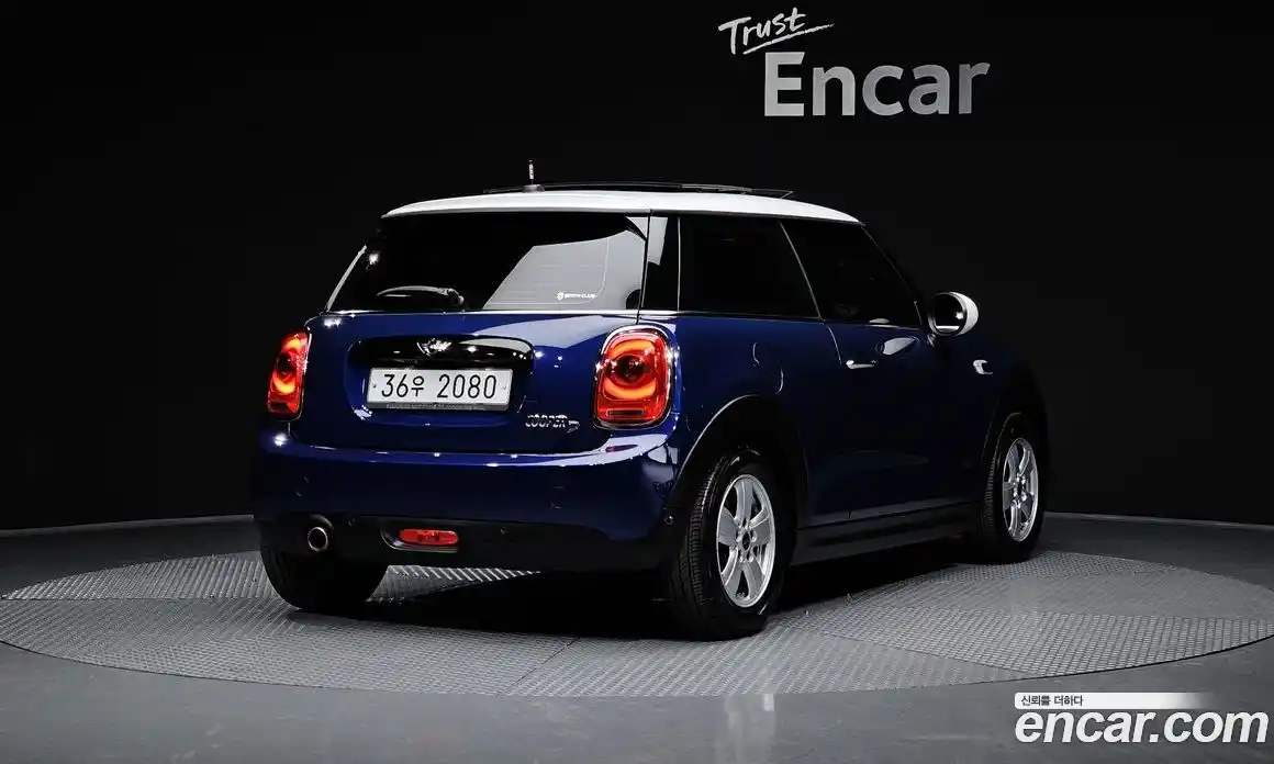 Mini Cooper 2018 1.5 Автомат в Москве № 210463, фото 16