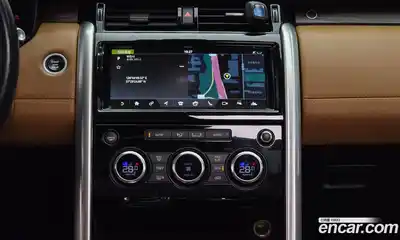 Land Rover Discovery 2018 3.0 Автомат в Москве № 213715, миниатюра 2