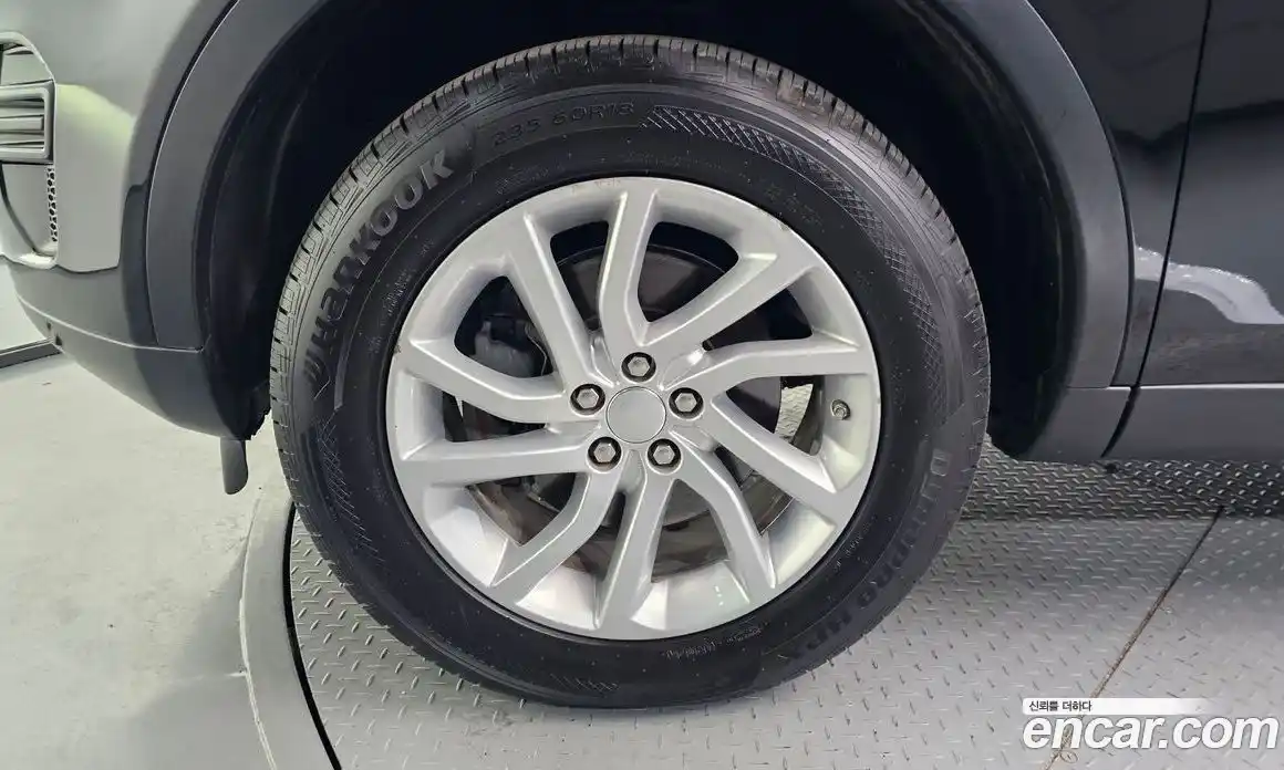 Land Rover Discovery Sport 2019 2.0 Автомат в Москве № 213739, фото 15