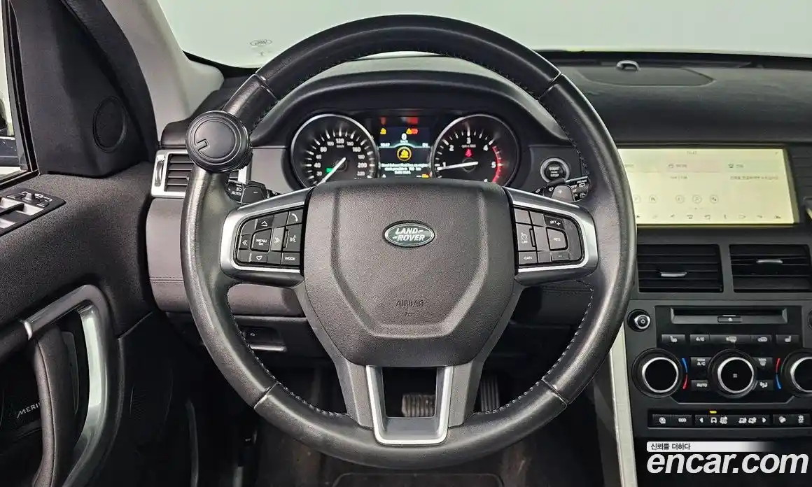 Land Rover Discovery Sport 2019 2.0 Автомат в Москве № 213739, фото 16